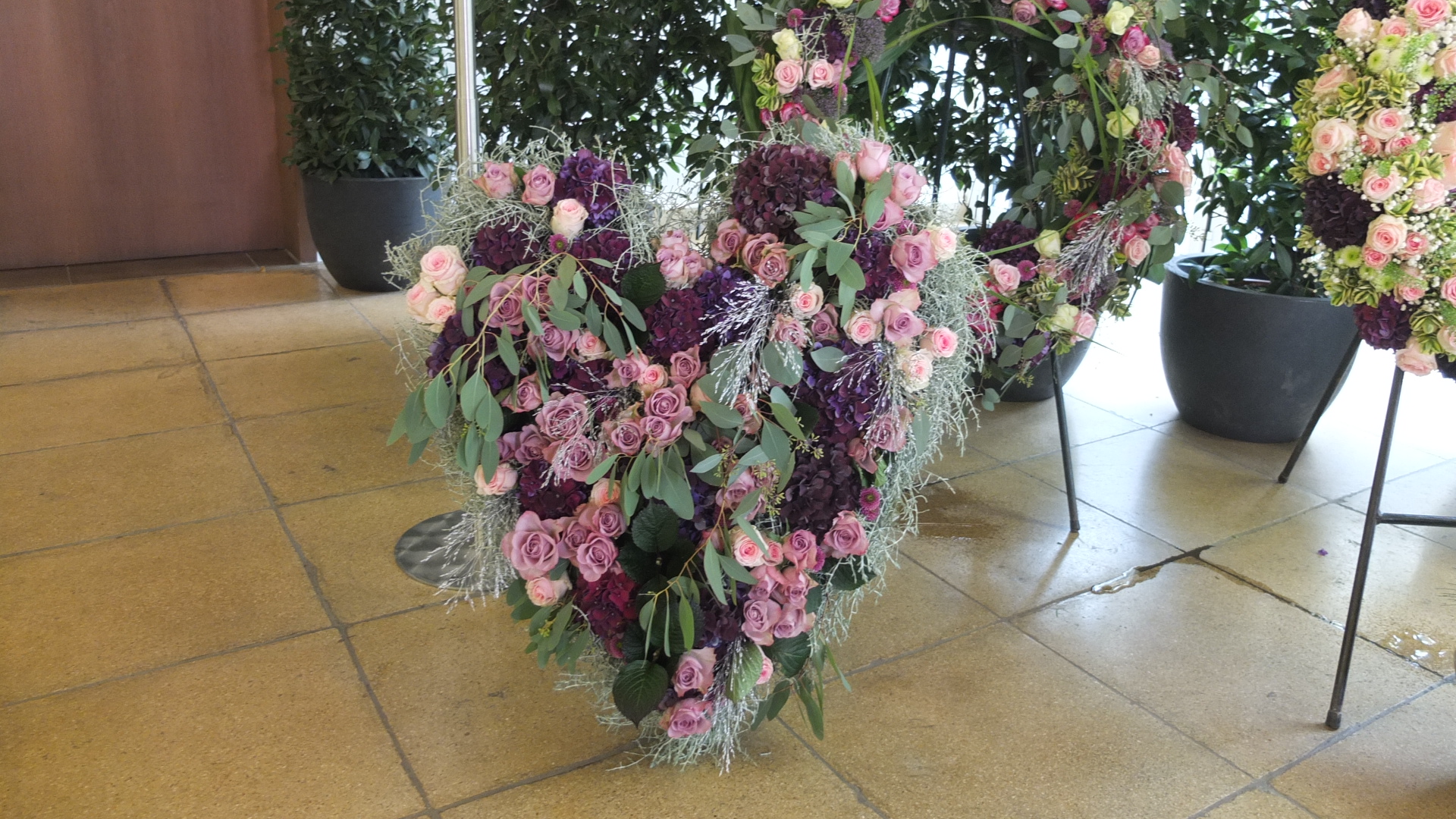 Trauerfloristik › Blumen und Pflanzen Floriade Floristik in Achern